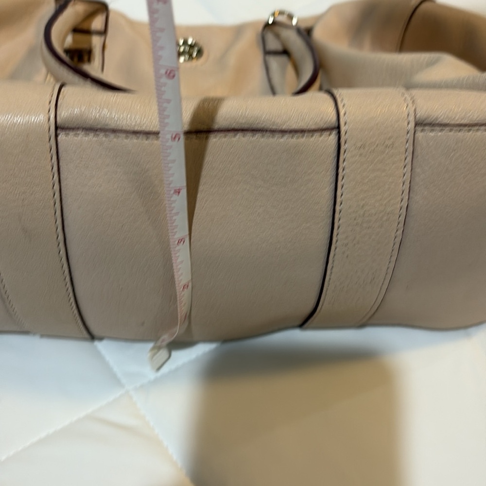 Tory Burch Beige Brody bag Leather Tote - Picture 14 of 14